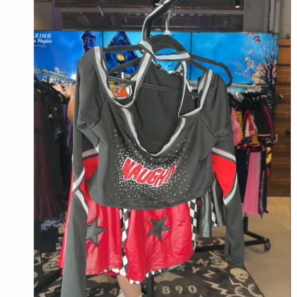 Harleyquinn naughty cheer